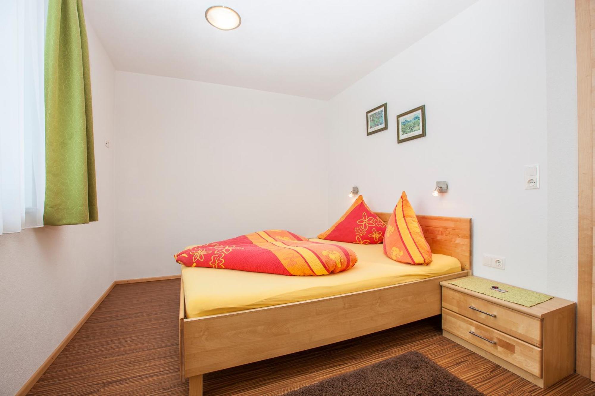 Conny'S Apartments Neustift im Stubaital Bilik gambar